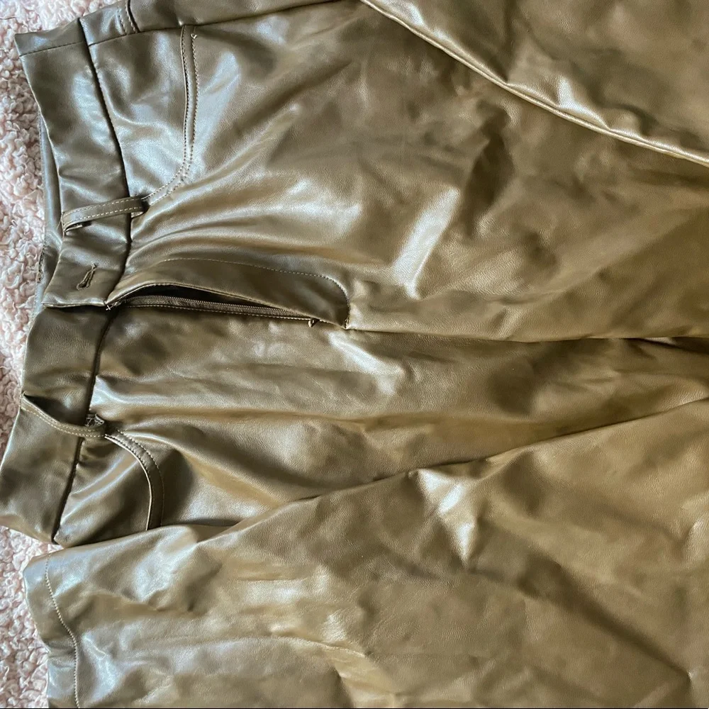 Small pants - Picture 2 of 2